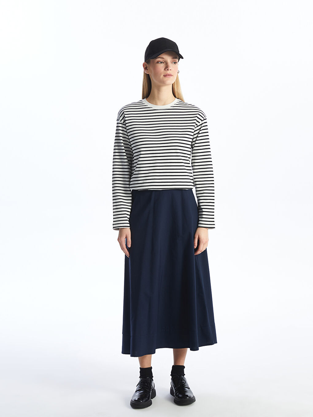 Crew Neck Striped Long Sleeve Women's T-shirt -S4HR77Z8-LEG