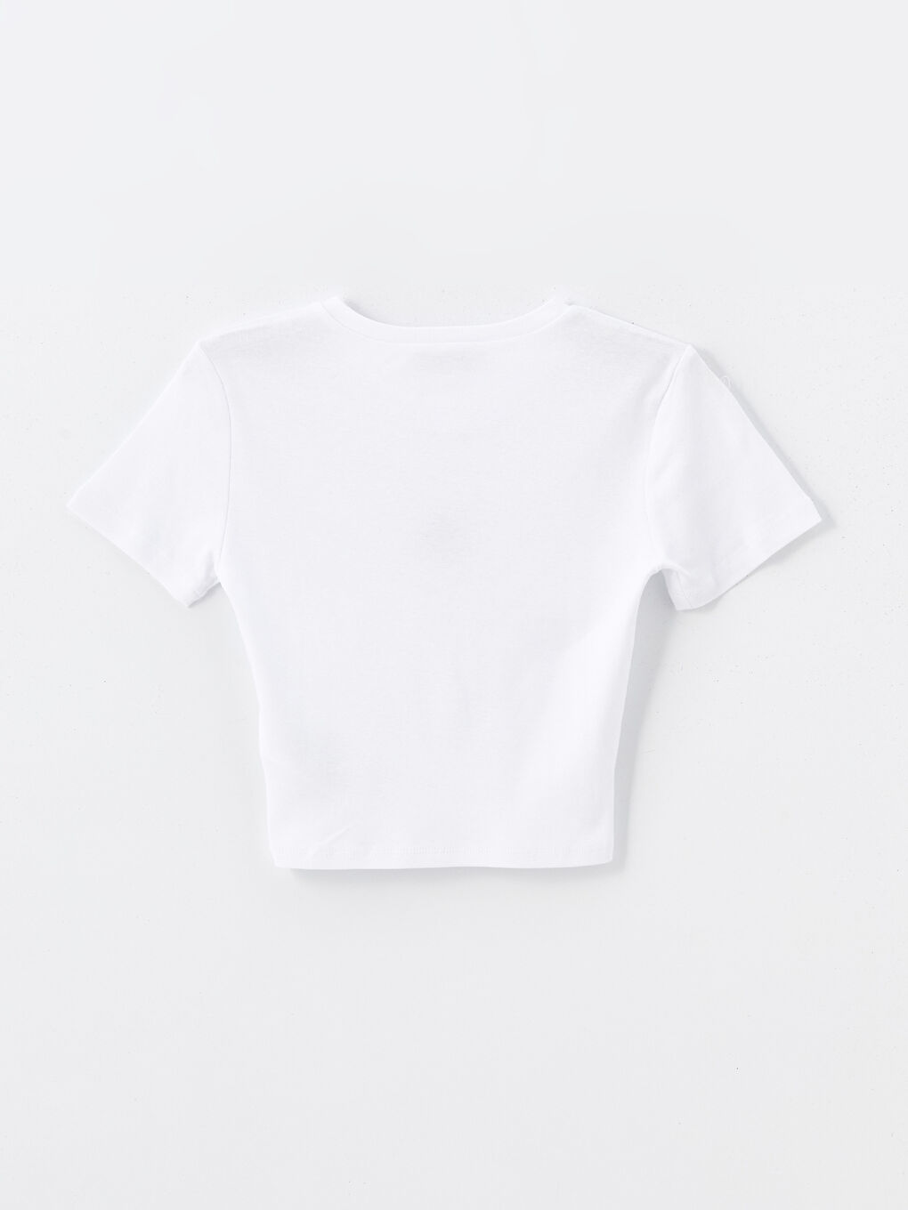 Beyaz Bisiklet Yaka Nakışlı Kısa Kollu Kadın Crop-5