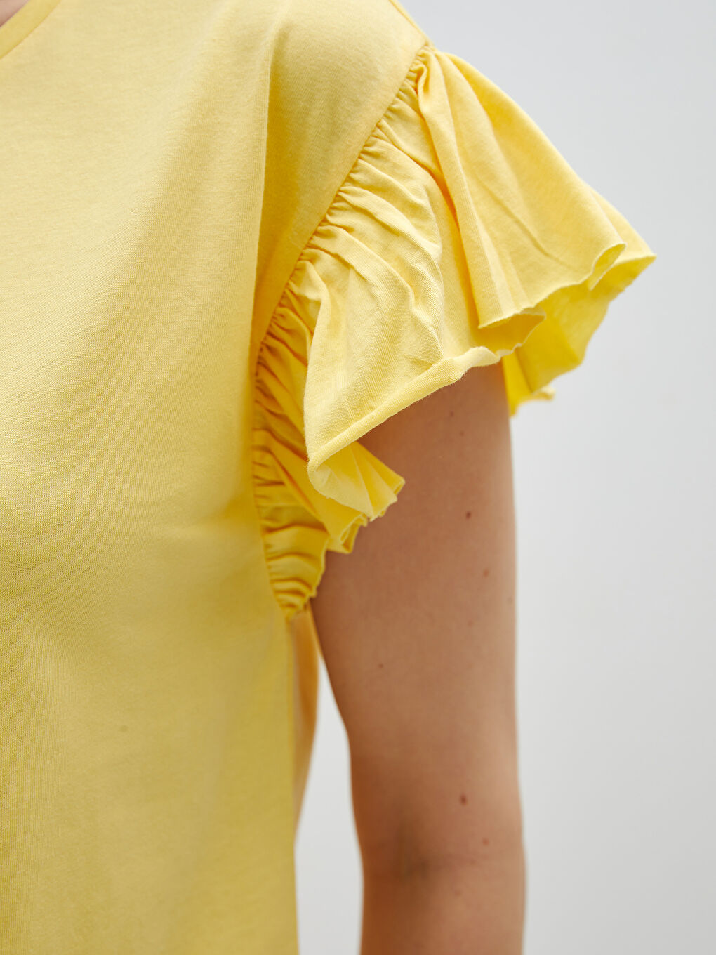 Sarı Bisiklet Yaka Düz Kısa Kollu Kadın Bluz-3