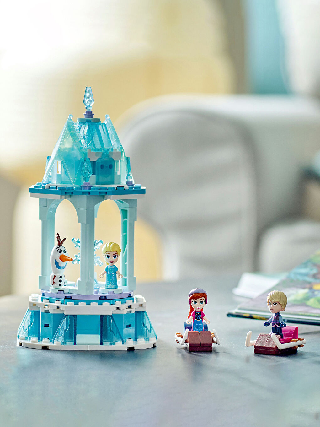 Lego Karışık Anna ve Elsa'nın Sihirli Atlıkarıncası - 6