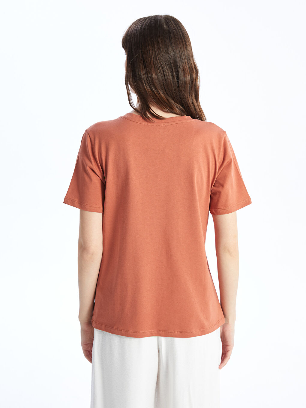 Kahverengi V Yaka Düz Kısa Kollu Kadın Tişört-4