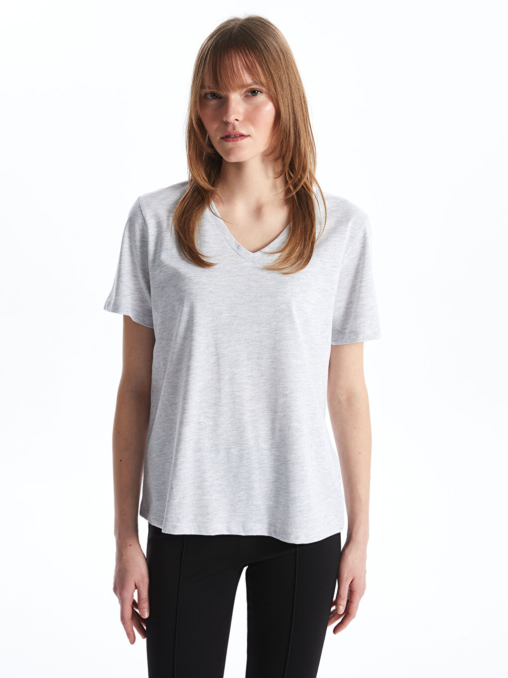Gri V Yaka Düz Kısa Kollu Kadın Tişört