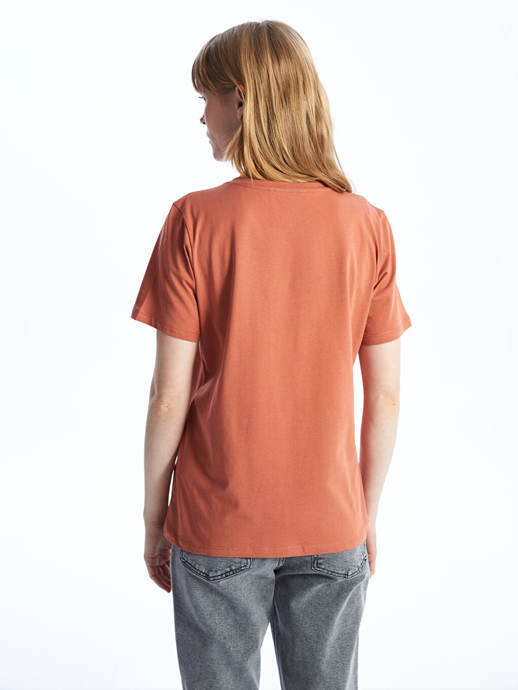 Kahverengi Bisiklet Yaka Düz Kısa Kollu Kadın Tişört-4