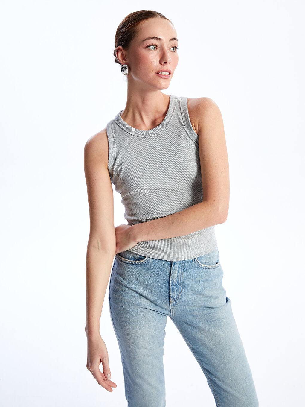 Gri Kadın Bisiklet Yaka Düz Atlet