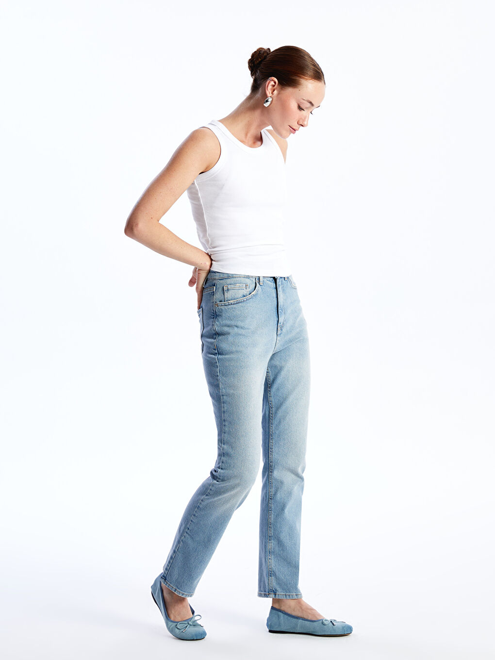 Beyaz Kadın Bisiklet Yaka Düz Atlet-2