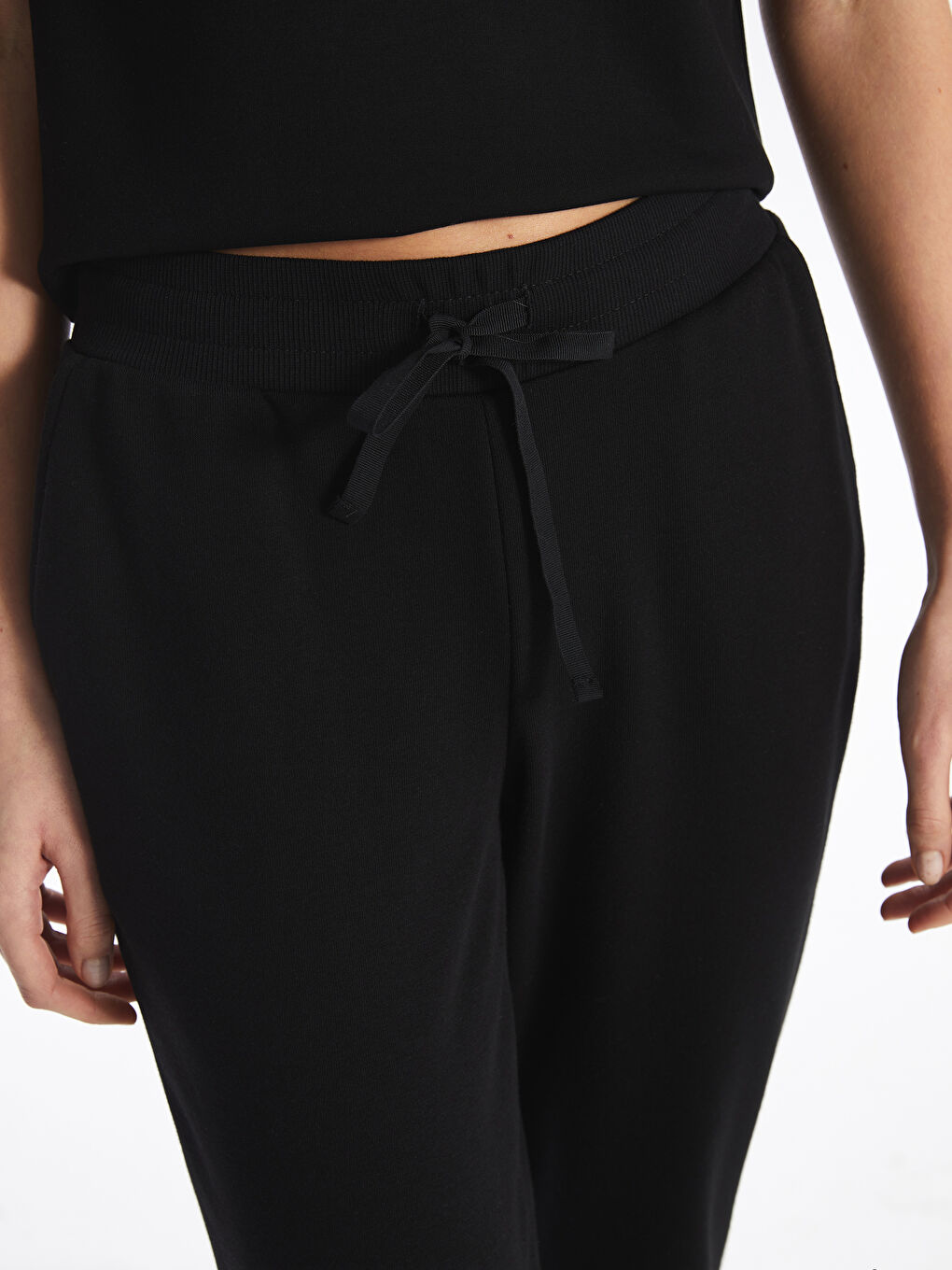 Siyah Kadın Beli Lastikli Düz Jogger Eşofman Altı-1