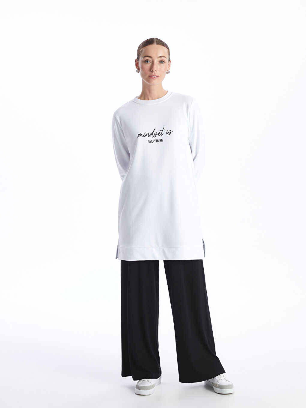 Beyaz Bisiklet Yaka Baskılı Uzun Kollu Kadın Sweatshirt Tunik-2