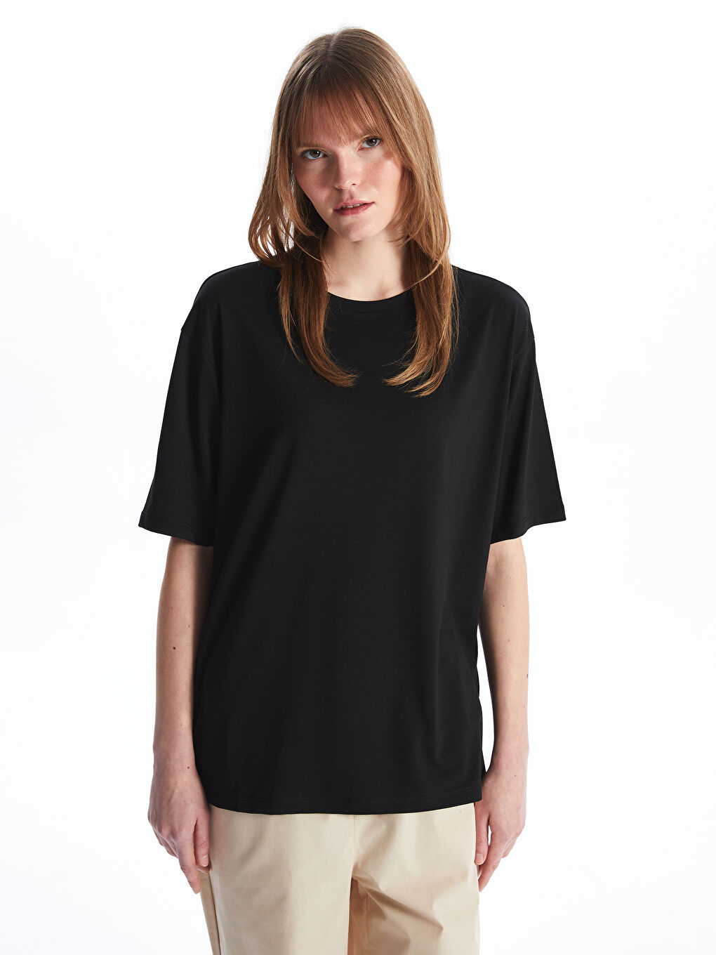 Siyah Bisiklet Yaka Baskılı Kısa Kollu Oversize Kadın Tişört-1