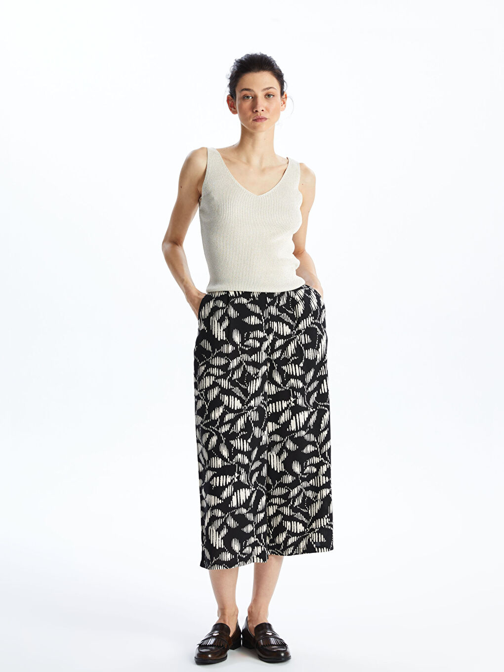 CRNA Kapri pantalone Žena -S4I404Z8-LQJ