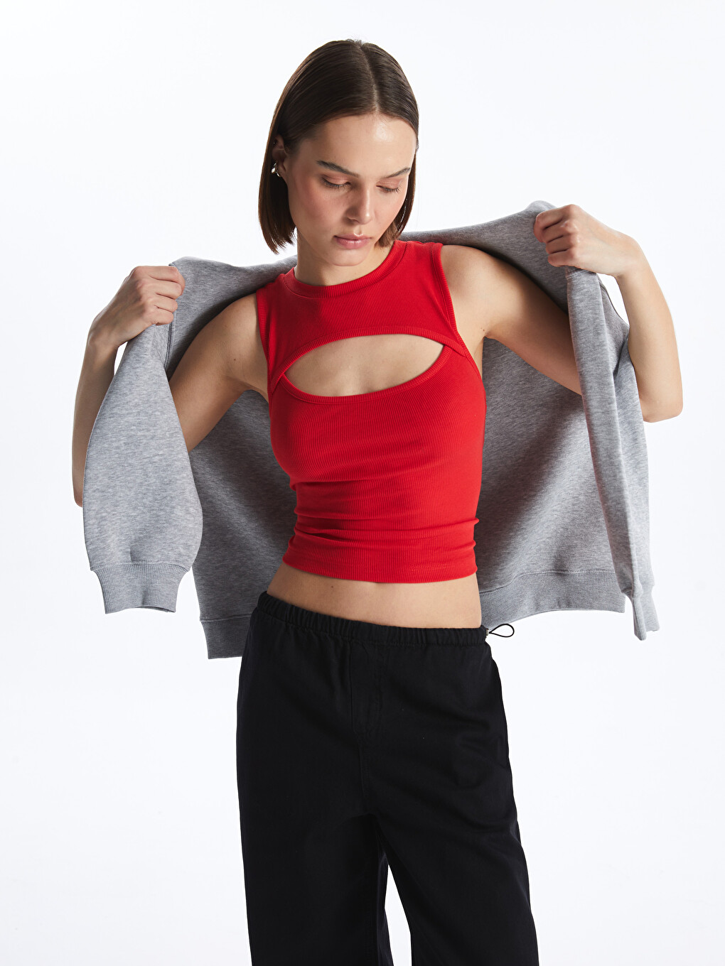 Crew Neck Window Detailed Women's Crop Top