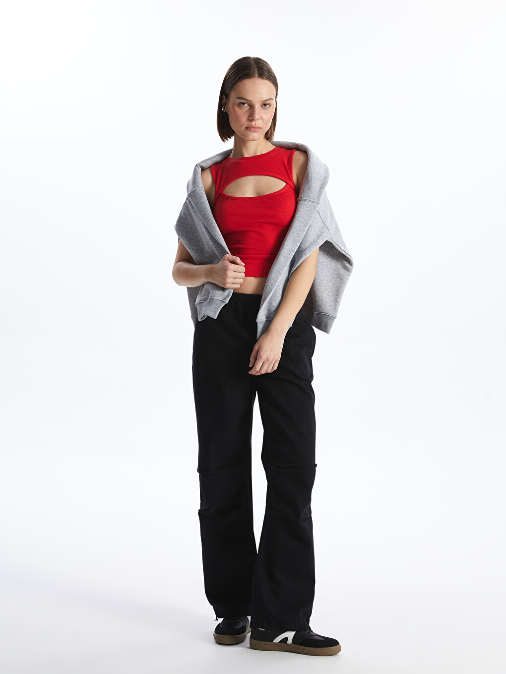 Crew Neck Window Detailed Women's Crop Top-2