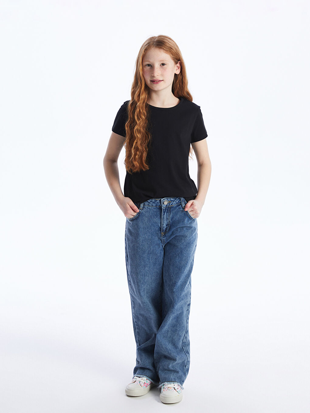 Siyah Bisiklet Yaka Basic Kısa Kollu Kız Çocuk Tişört-1