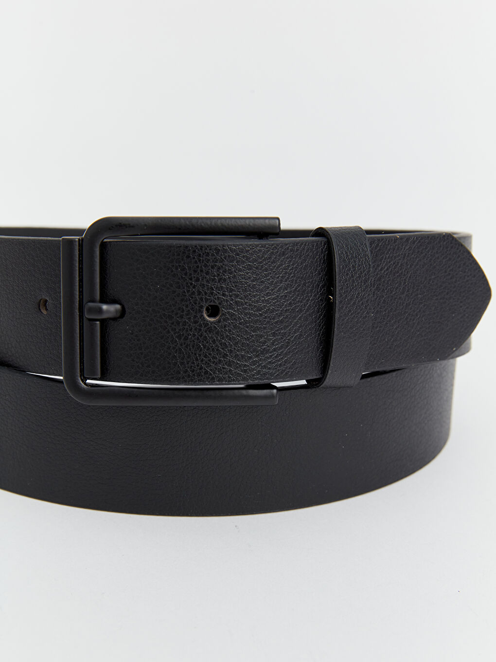 Siyah Deri Görünümlü Erkek Kemer-1