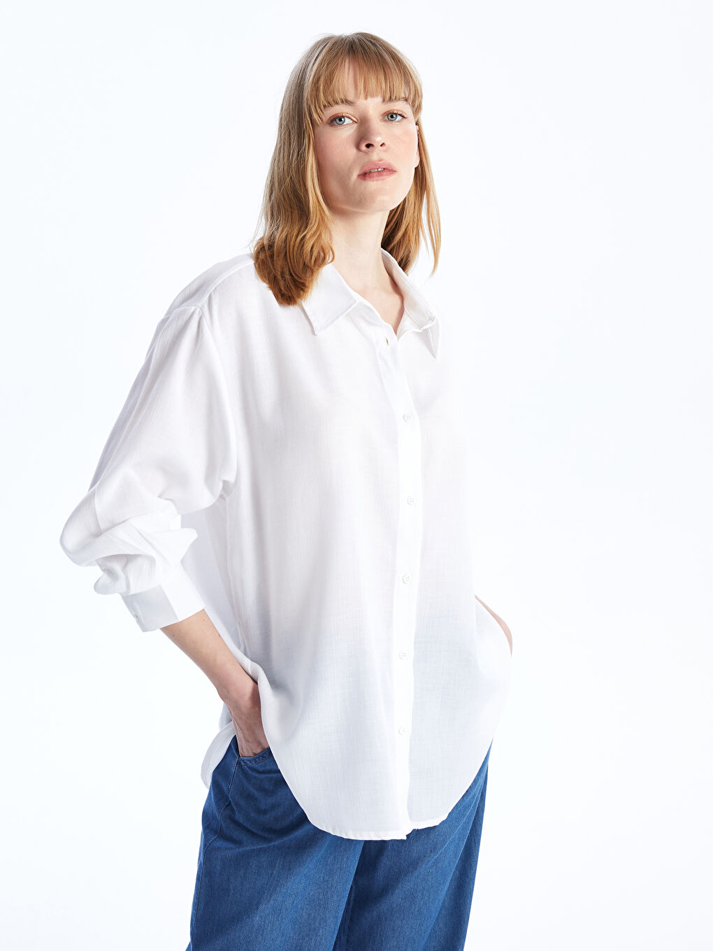 Beyaz Düz Uzun Kollu Oversize Kadın Gömlek