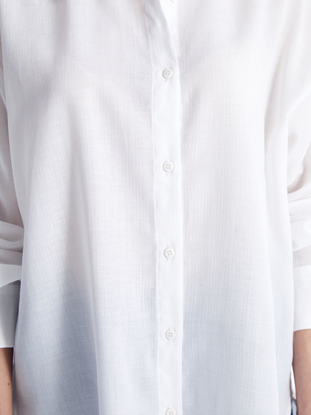 Beyaz Düz Uzun Kollu Oversize Kadın Gömlek-3