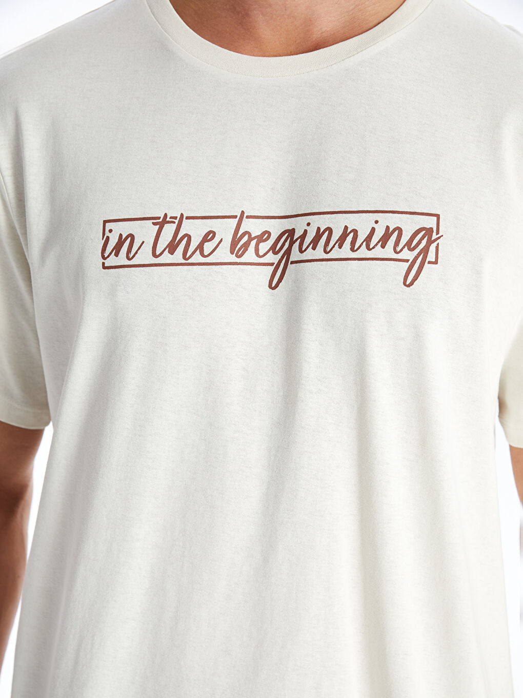 Bej Bisiklet Yaka Kısa Kollu Baskılı Penye Erkek Tişört-3