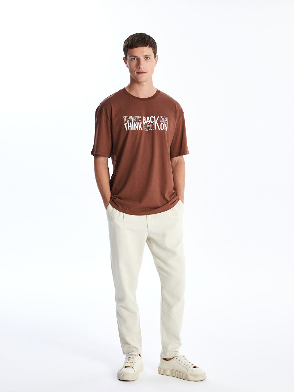 Kahverengi Bisiklet Yaka Kısa Kollu Baskılı Penye Erkek Tişört-2