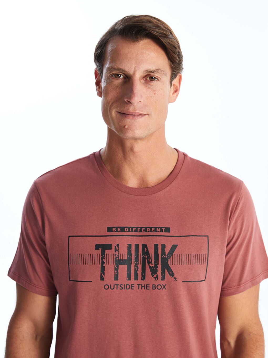 Pembe Bisiklet Yaka Kısa Kollu Baskılı Penye Erkek Tişört-1