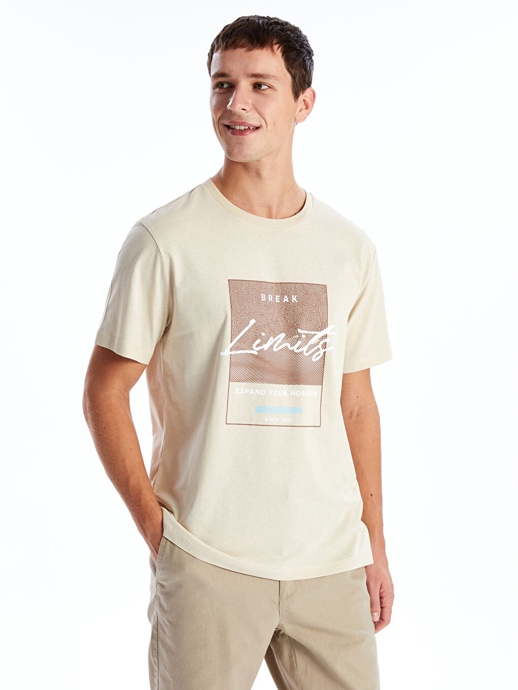 Bej Bisiklet Yaka Kısa Kollu Baskılı Penye Erkek Tişört-1
