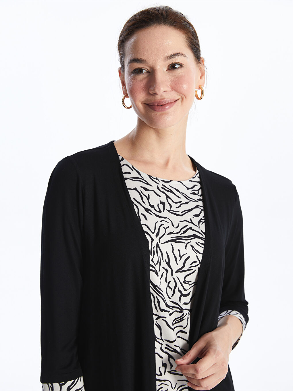 Siyah Bisiklet Yaka Desenli Kadın Bluz-1