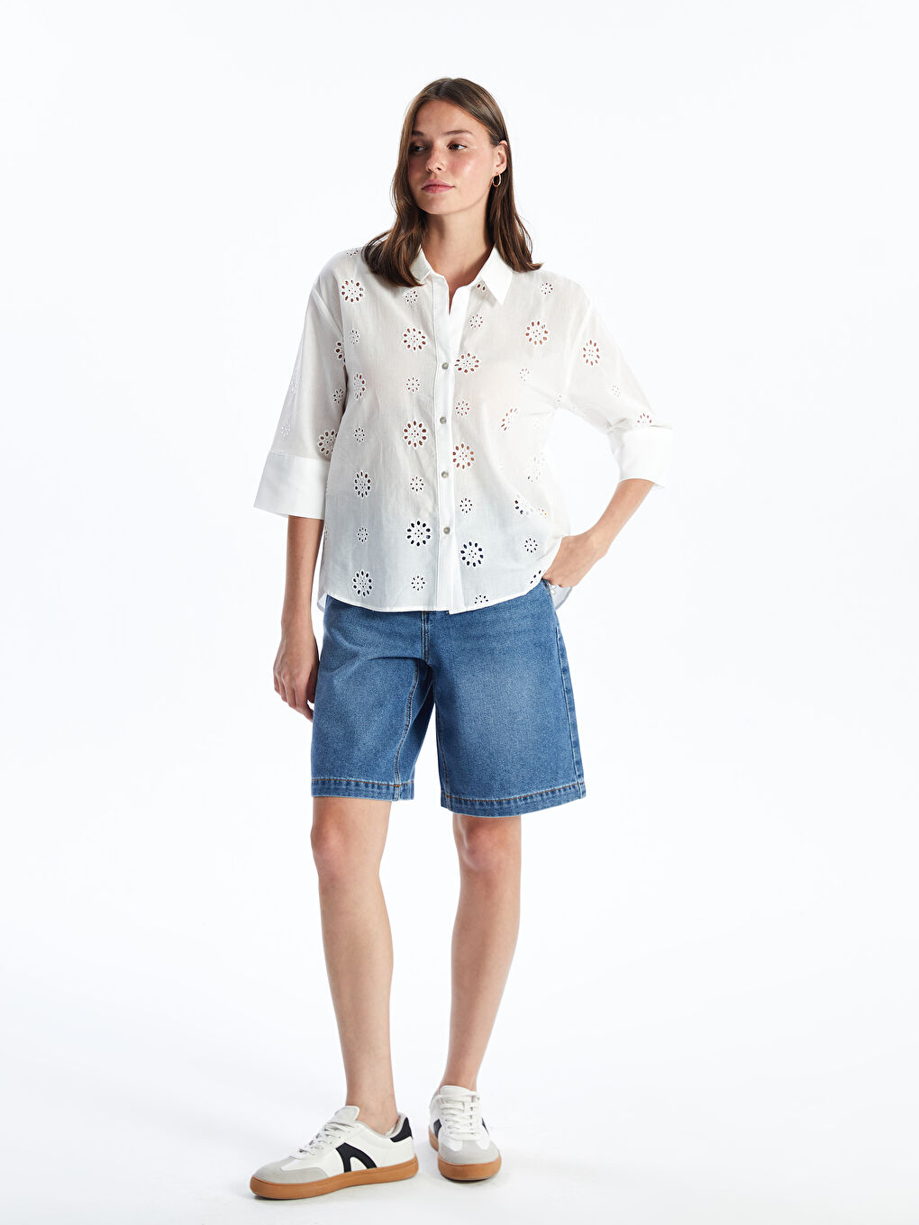 Belted Waist Bermuda Fit Women's Denim Shorts -S4IG20Z8-507
