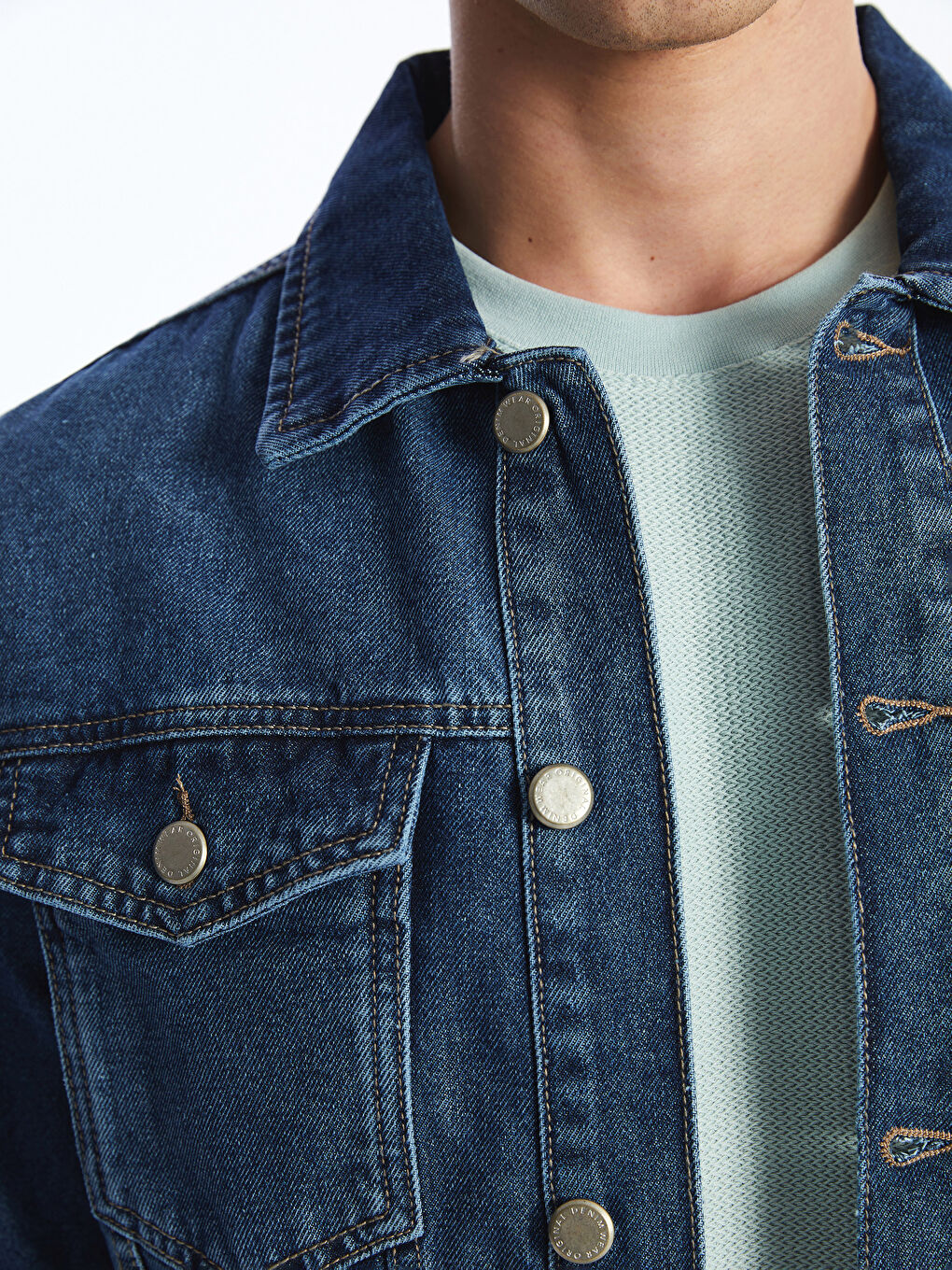 جاكيت جينز رجالي بقصة عادية-3