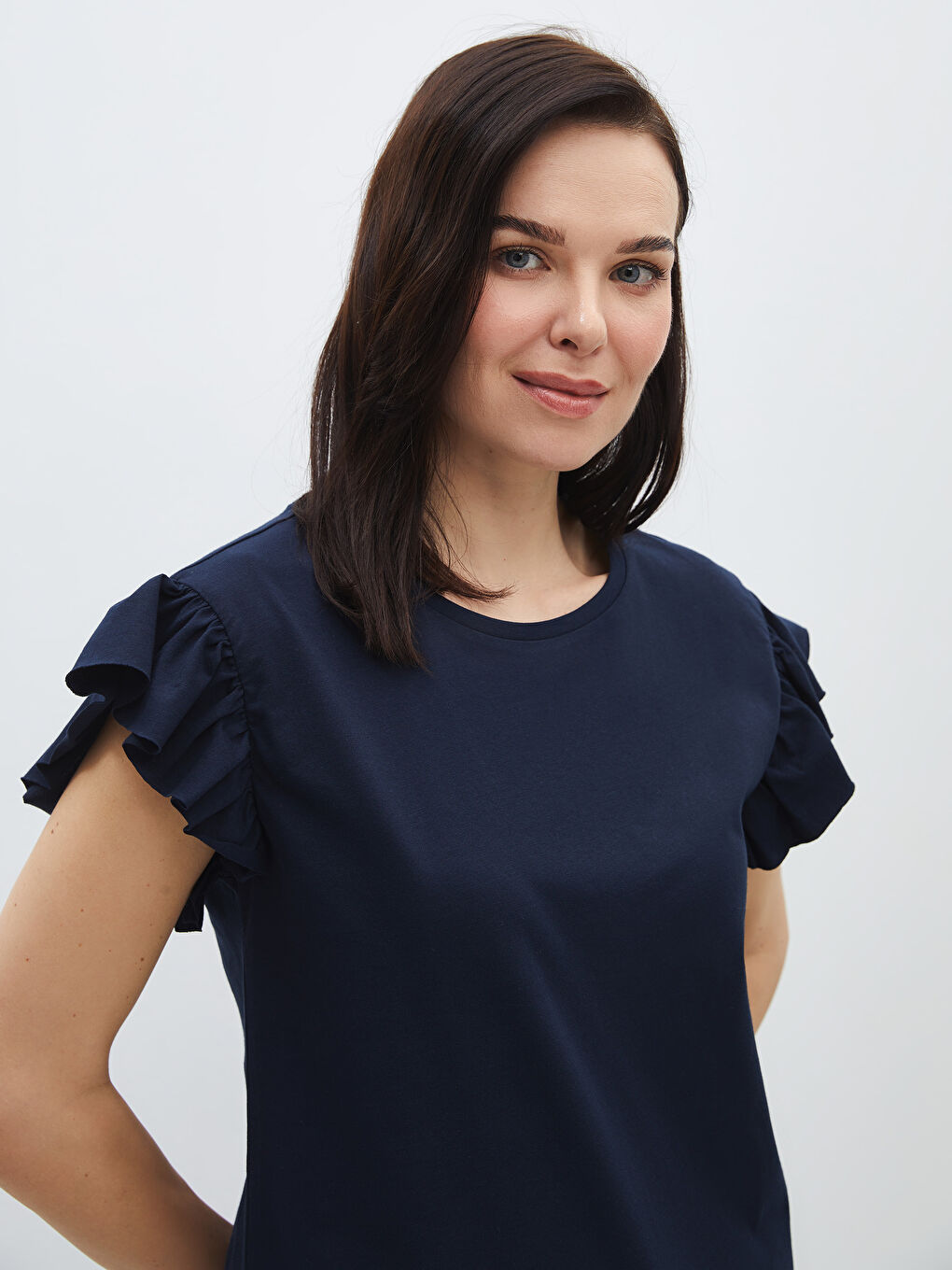 Lacivert Bisiklet Yaka Düz Kısa Kollu Kadın Tişört-1