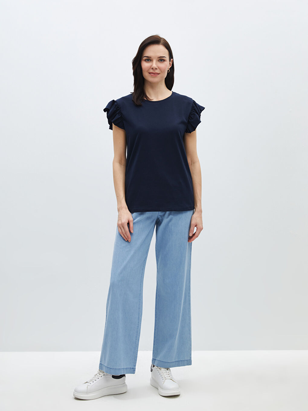 Lacivert Bisiklet Yaka Düz Kısa Kollu Kadın Tişört-2