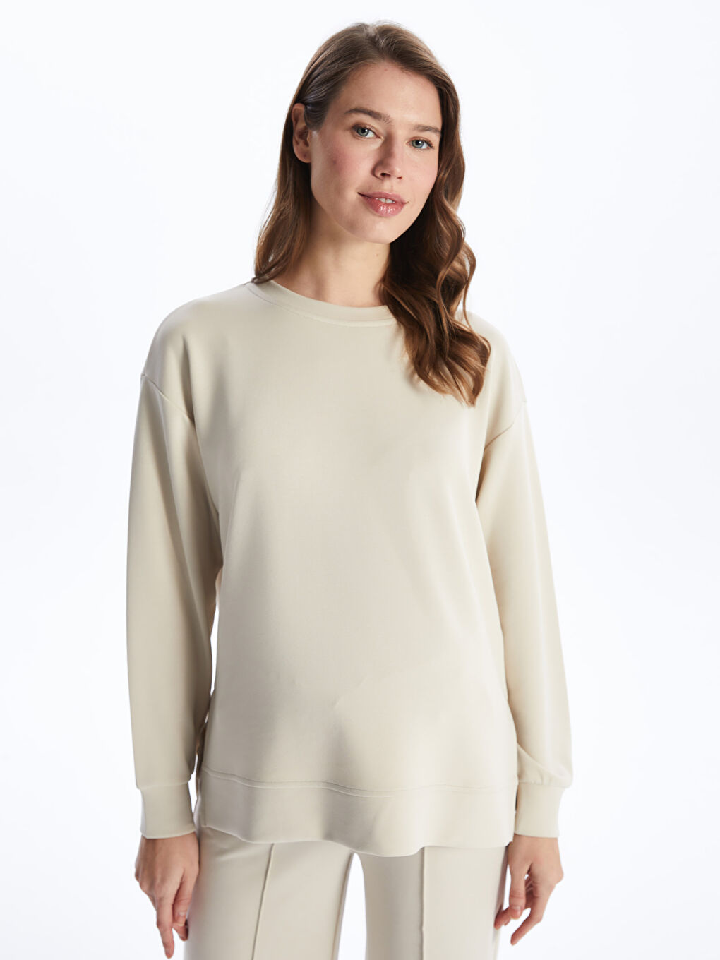 LCWAIKIKI Maternity Bej Bisiklet Yaka Düz Hamile Sweatshirt