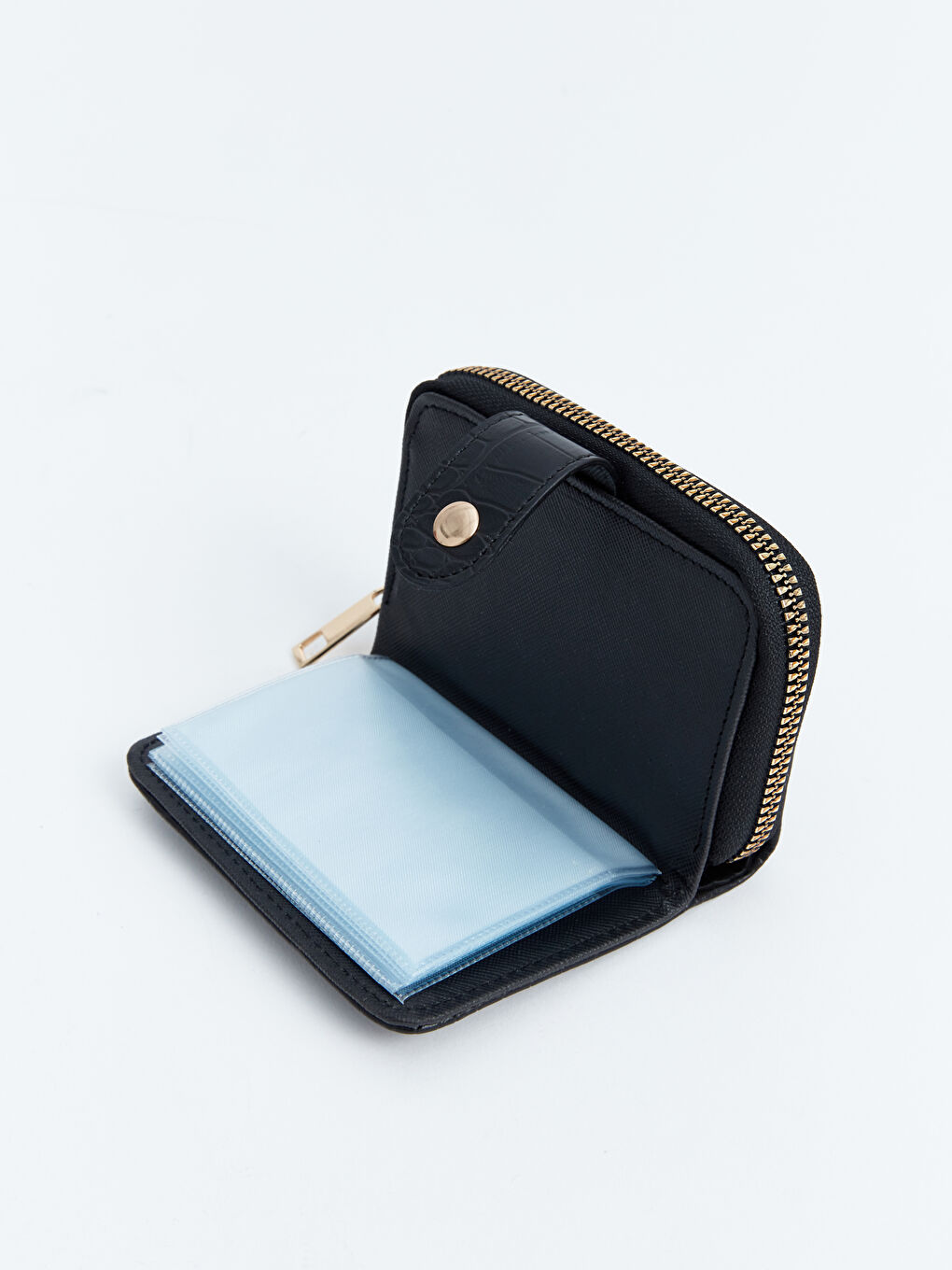 Siyah Deri Görünümlü Kroko Desenli Kadın Cüzdan-4