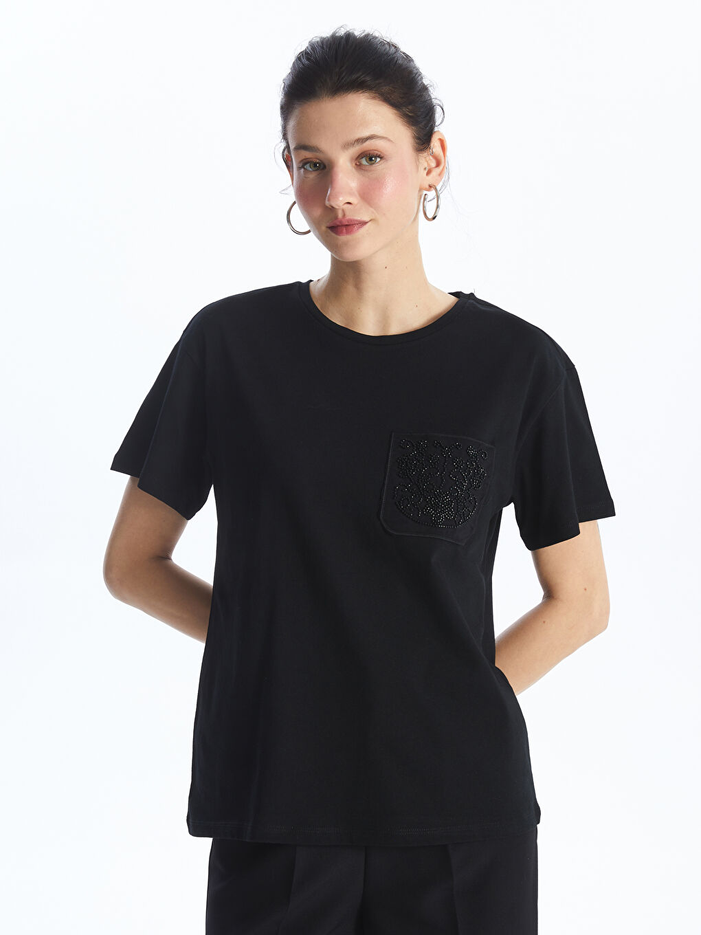 LCWAIKIKI Basic Crew Neck Rhinestone Embellished Short Sleeve Women's T-Shirt -S4IN09Z8-CVL