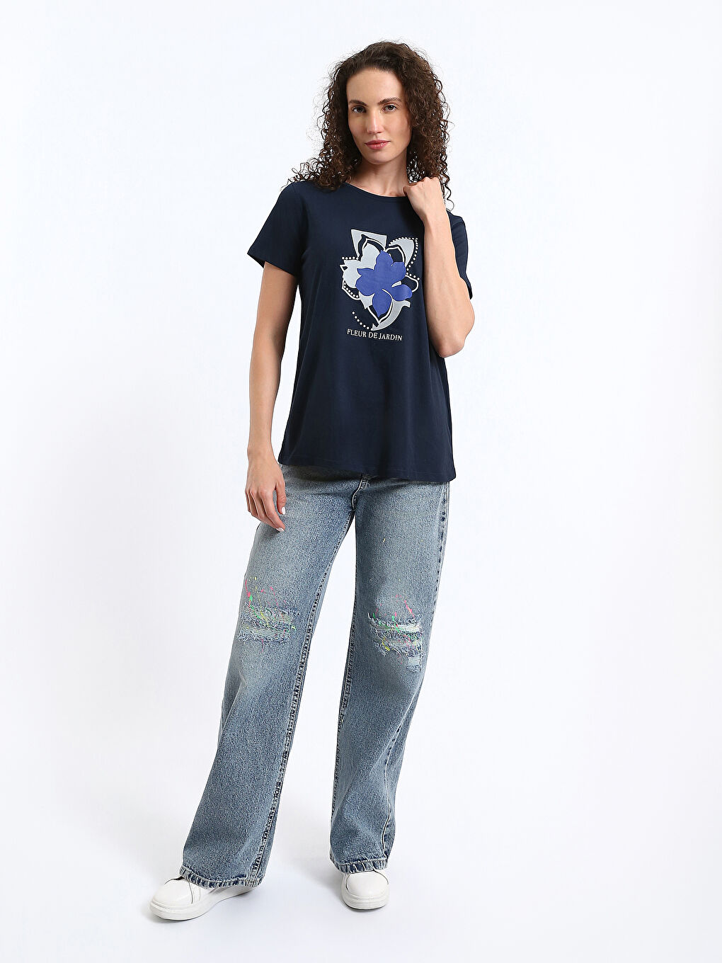 بلوز یاخە خڕ نەخشدار قۆڵ کورت بۆ ژنان-2