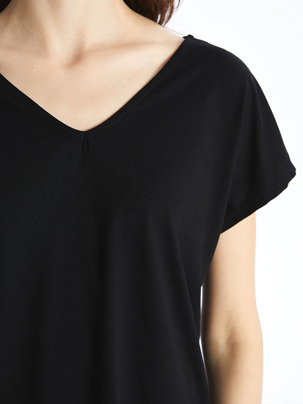 LC Waikiki V-Neck Plain Short Sleeve Women's T-Shirt -S4IO11Z8-CVL