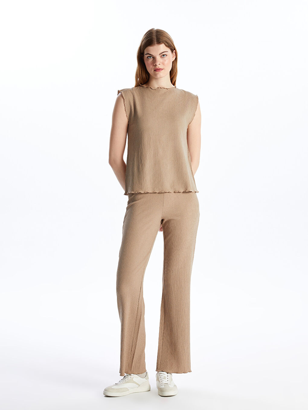 Bej Kadın Dik Yaka Düz Bluz-2