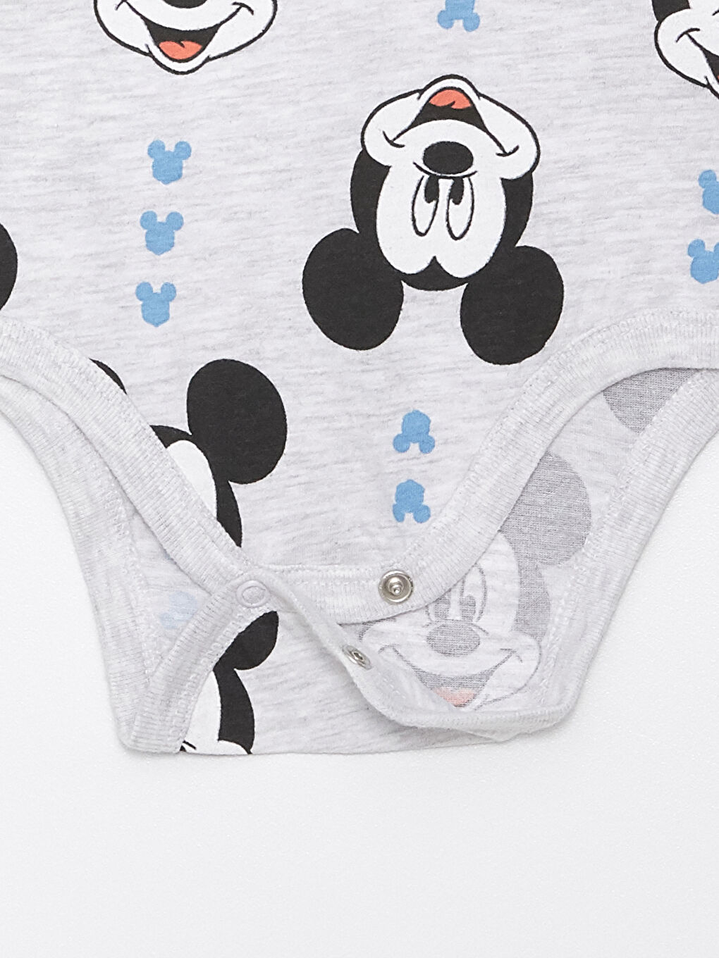 LCW baby Bisiklet Yaka Kısa Kollu Mickey Mouse Baskılı Erkek Bebek Tulum -S4IS02Z1-RTV