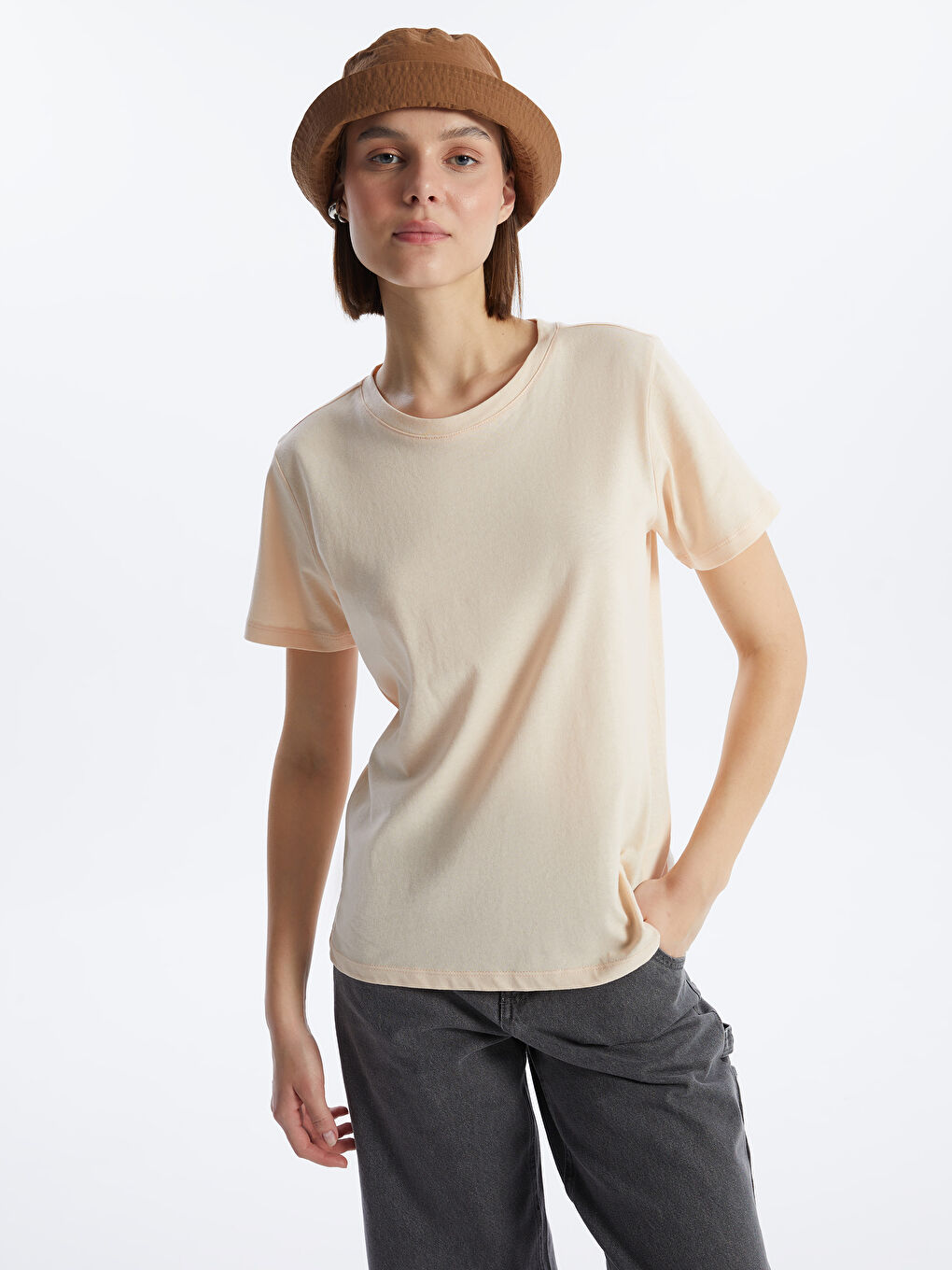 Pembe Bisiklet Yaka Düz Kısa Kollu Kadın Tişört