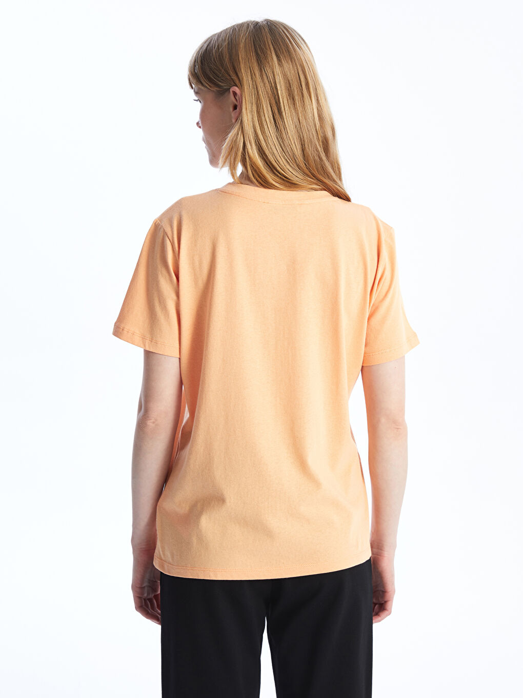 Turuncu Bisiklet Yaka Düz Kısa Kollu Kadın Tişört-4