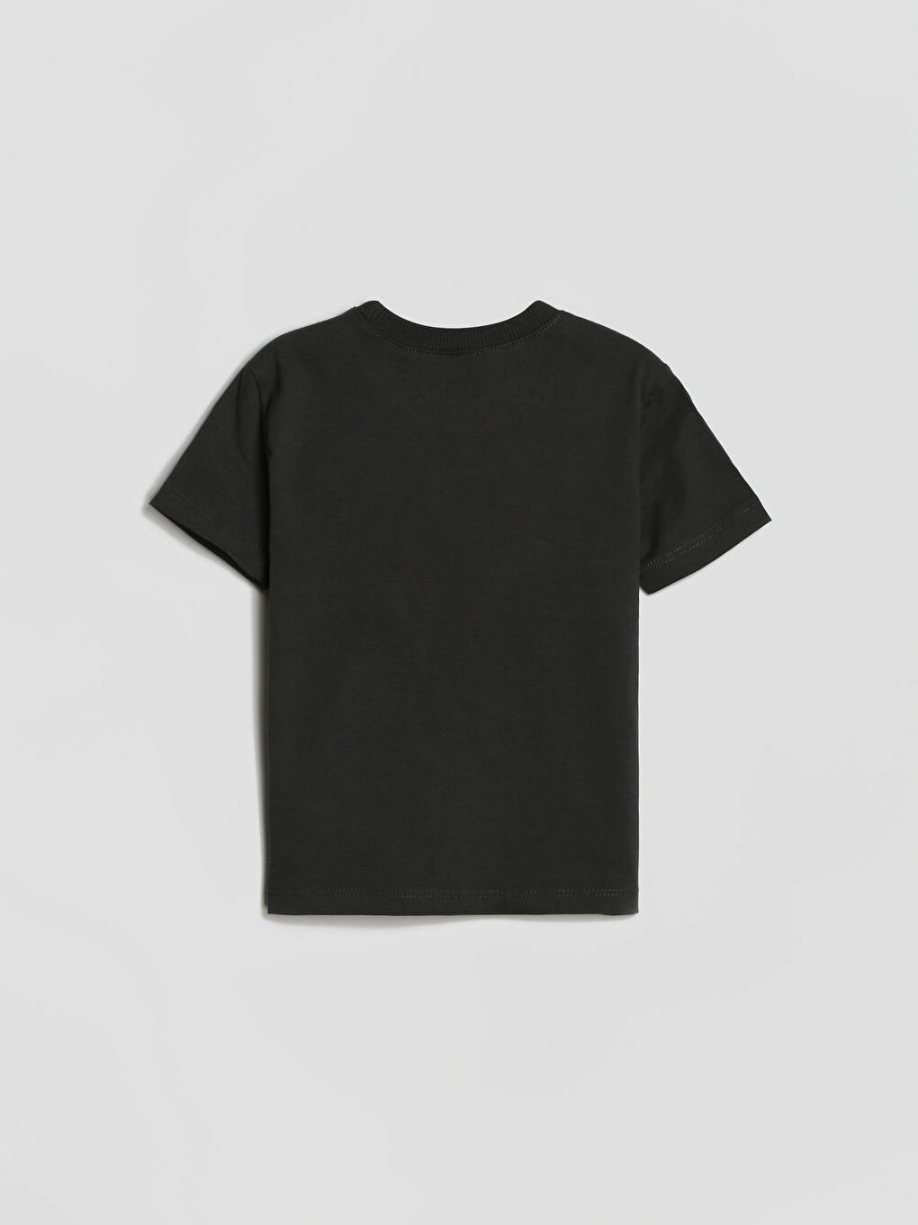 قميص أولاد بيبي مطبوع بكم قصير وكول مدور-1