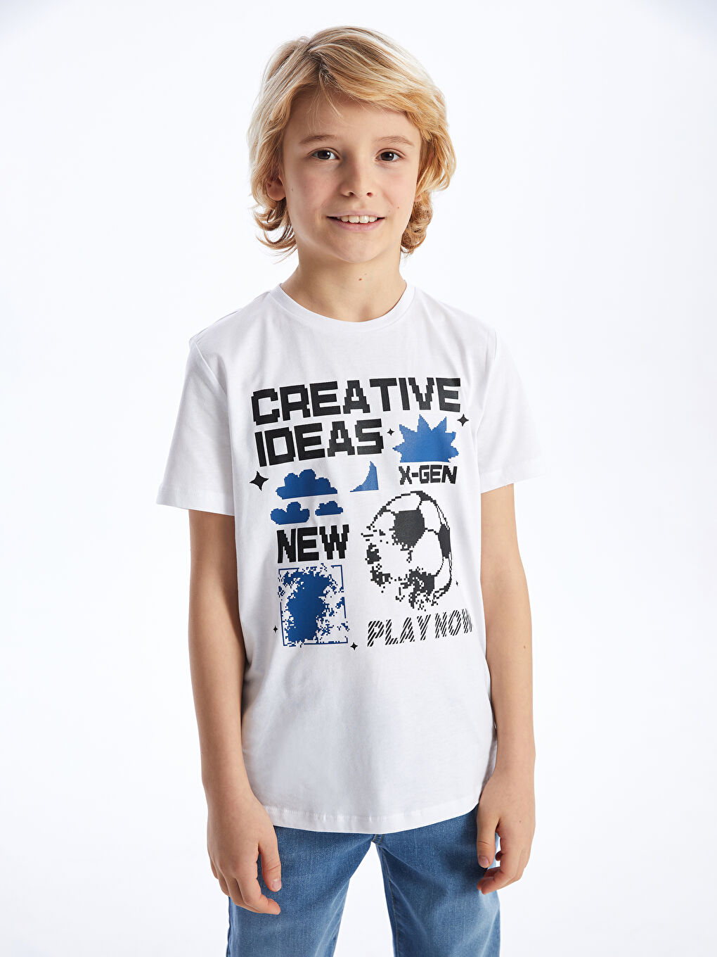 Beyaz Bisiklet Yaka Baskılı Kısa Kollu Erkek Çocuk Tişört