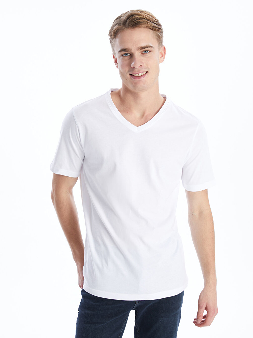 Beyaz V Yaka Kısa Kollu Erkek Tişört