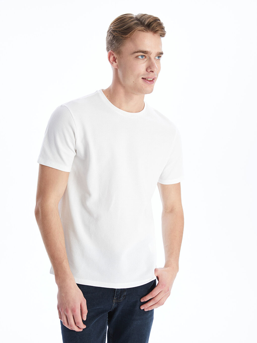 Ekru Bisiklet Yaka Kısa Kollu Erkek Dokulu Tişört-1