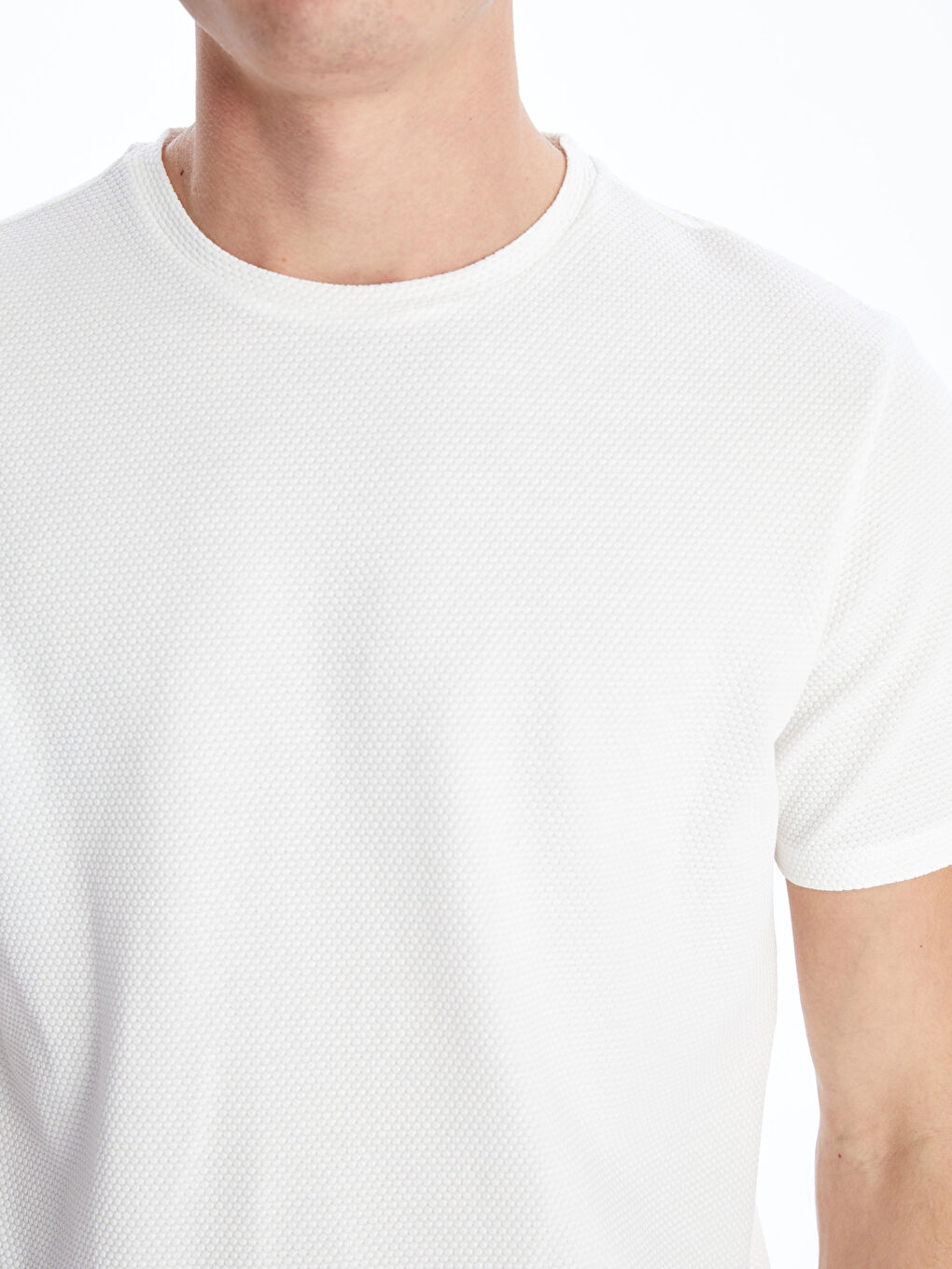 Ekru Bisiklet Yaka Kısa Kollu Erkek Dokulu Tişört-3