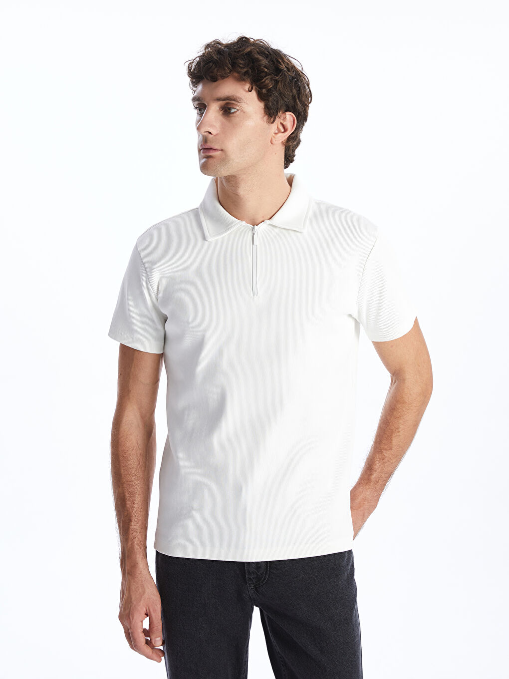 Beyaz Polo Yaka Kısa Kollu Erkek Tişört-1