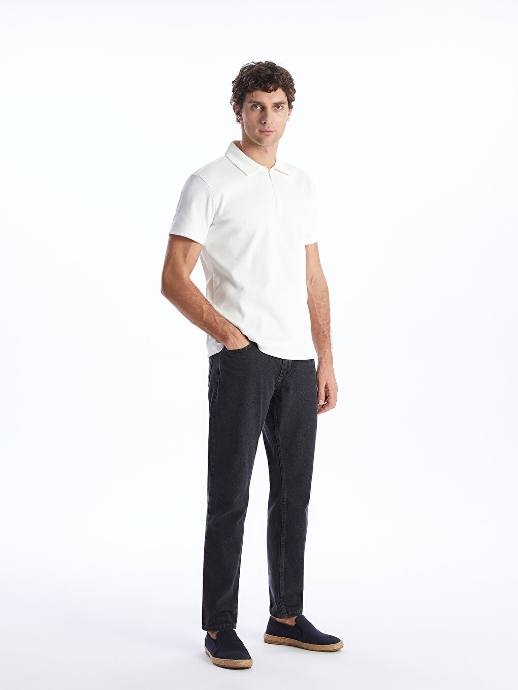 Beyaz Polo Yaka Kısa Kollu Erkek Tişört-2