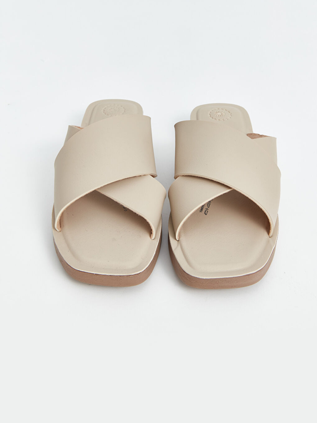 Bej Çapraz Bantlı Kadın Terlik-2