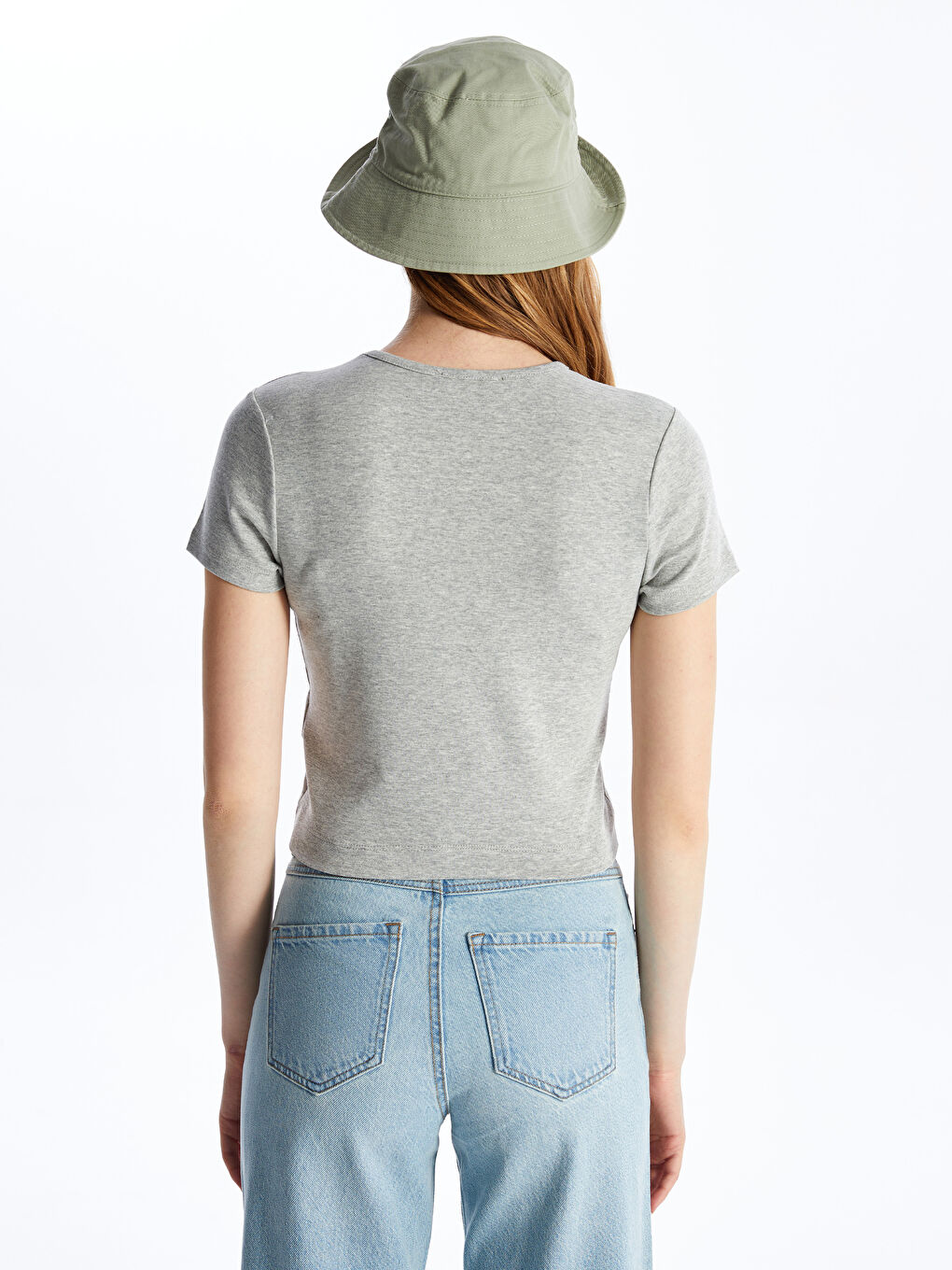 Gri Bisiklet Yaka Düz Kısa Kollu Kadın Tişört-4