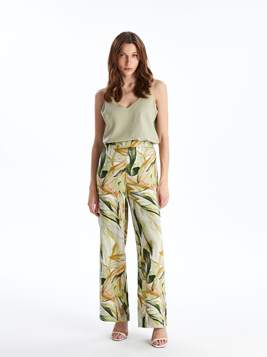 LCWAIKIKI Classic Pantalone palaco za žene sa elastičnim strukom i uzorkom -S4J600Z8-LRR