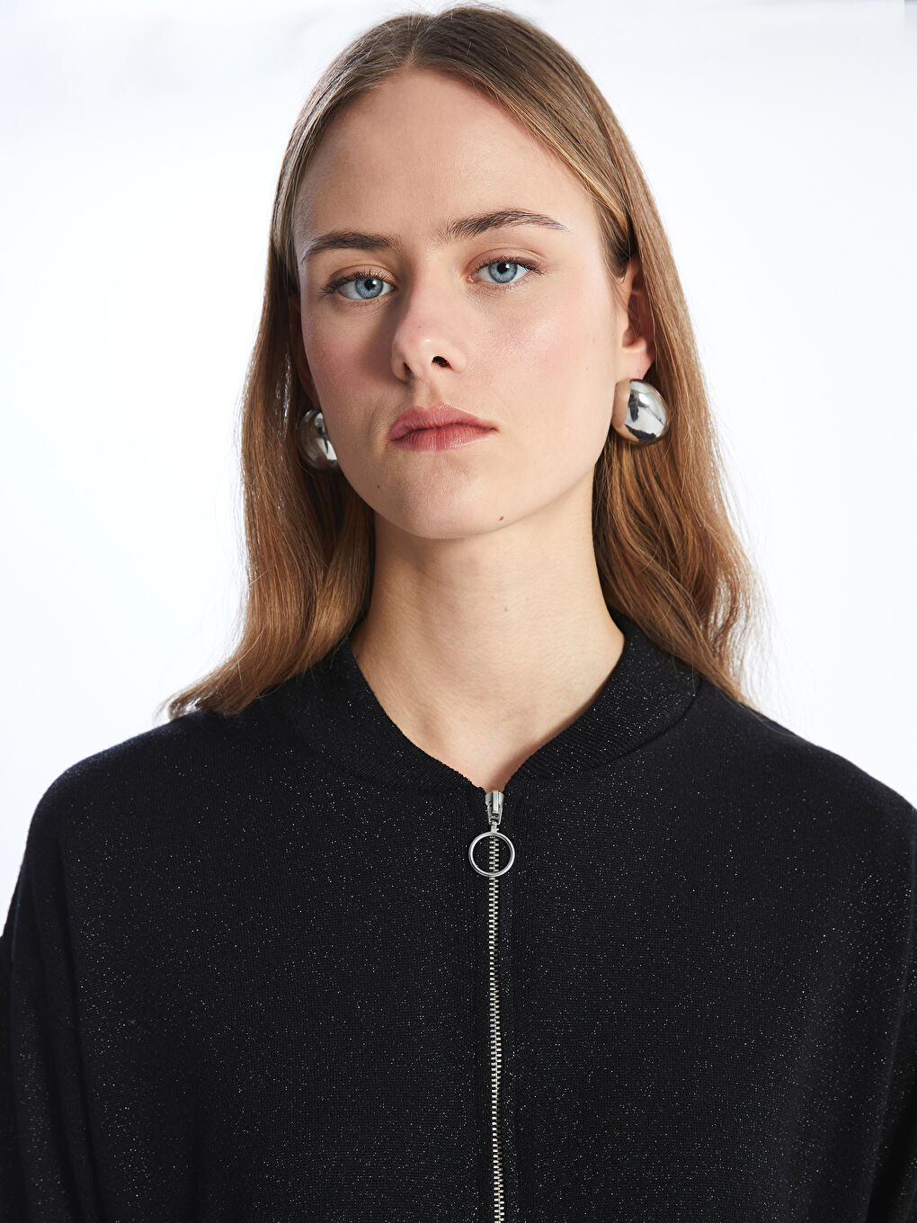 Siyah Bisiklet Yaka Parlak Görünümlü Uzun Kollu Kadın Fermuarlı Sweatshirt-2