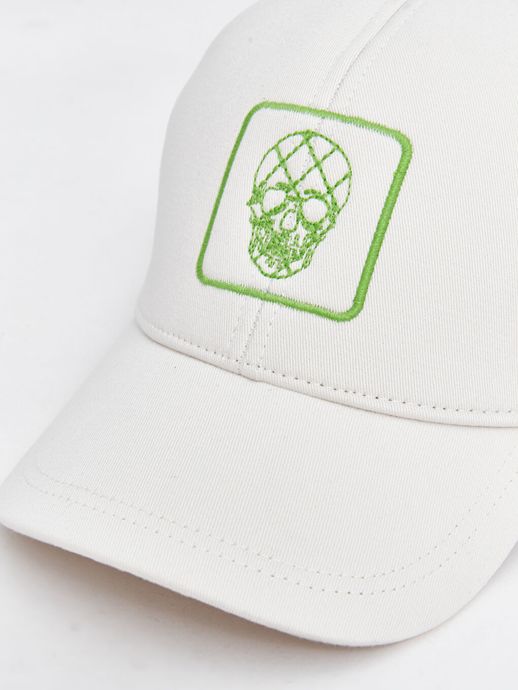 Beyaz Nakışlı Erkek Çocuk Kep Şapka-2