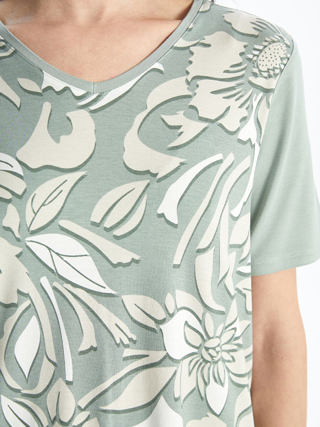 V Neck Patterned Short Sleeve Women's T-shirt -S4JA28Z8-LRL